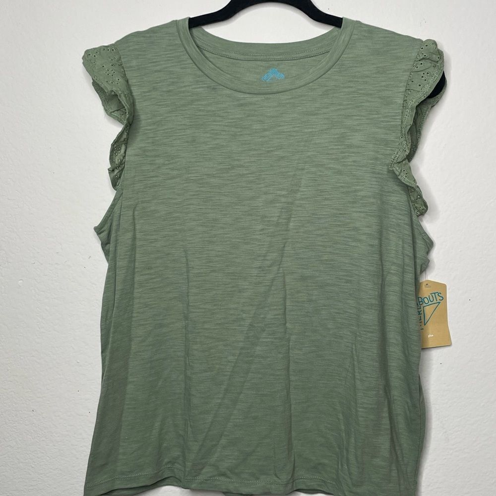 Green Sleeveless Top with Lace Trim